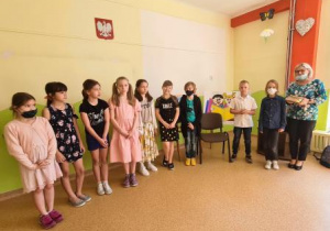 Uczestnicy konkursu "Pięknego czytania' podczas wręczania nagród.