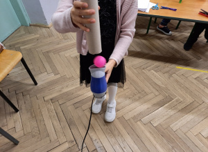 Ciśnienie powietrza, które się "spieszy"?