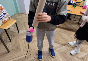 "Przyspieszacz" piłeczki.