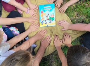 Międzynarodowy projekt "Czytanie na polanie".